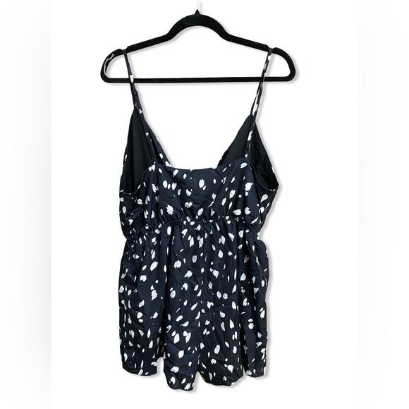 Superdown
shelby front tie romper Black White Polka Dot jumpsuit Revolve XL - Picture 5 of 8